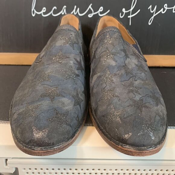 Trask NWOB/NWOT navy metallic star loafers size 8 - Picture 4 of 10